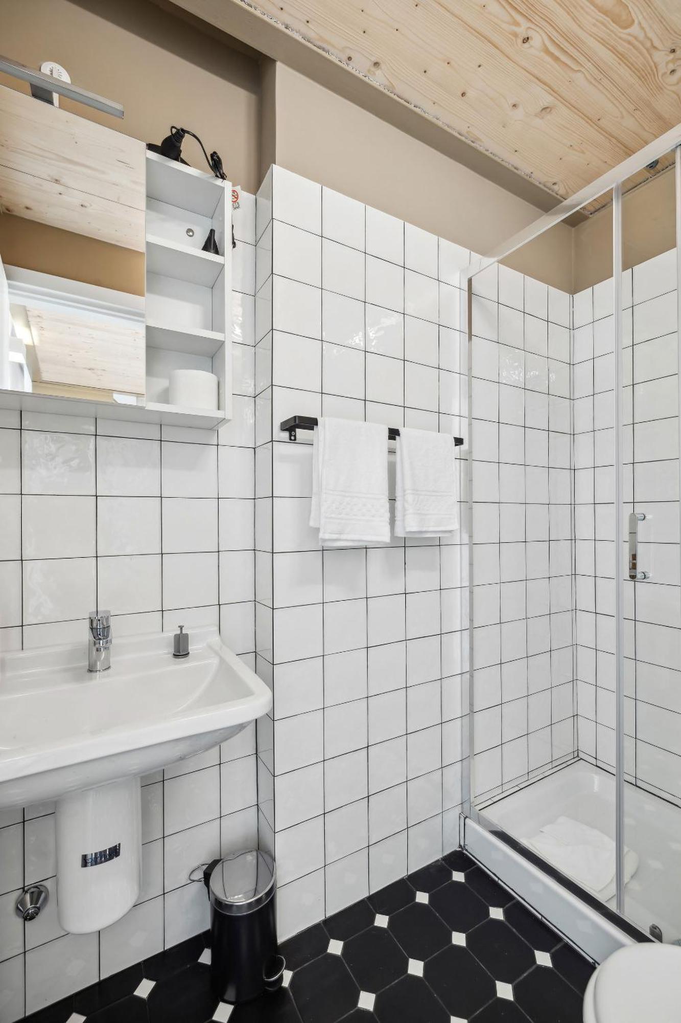 Limehome Rome Via Fortebraccio Bilik gambar
