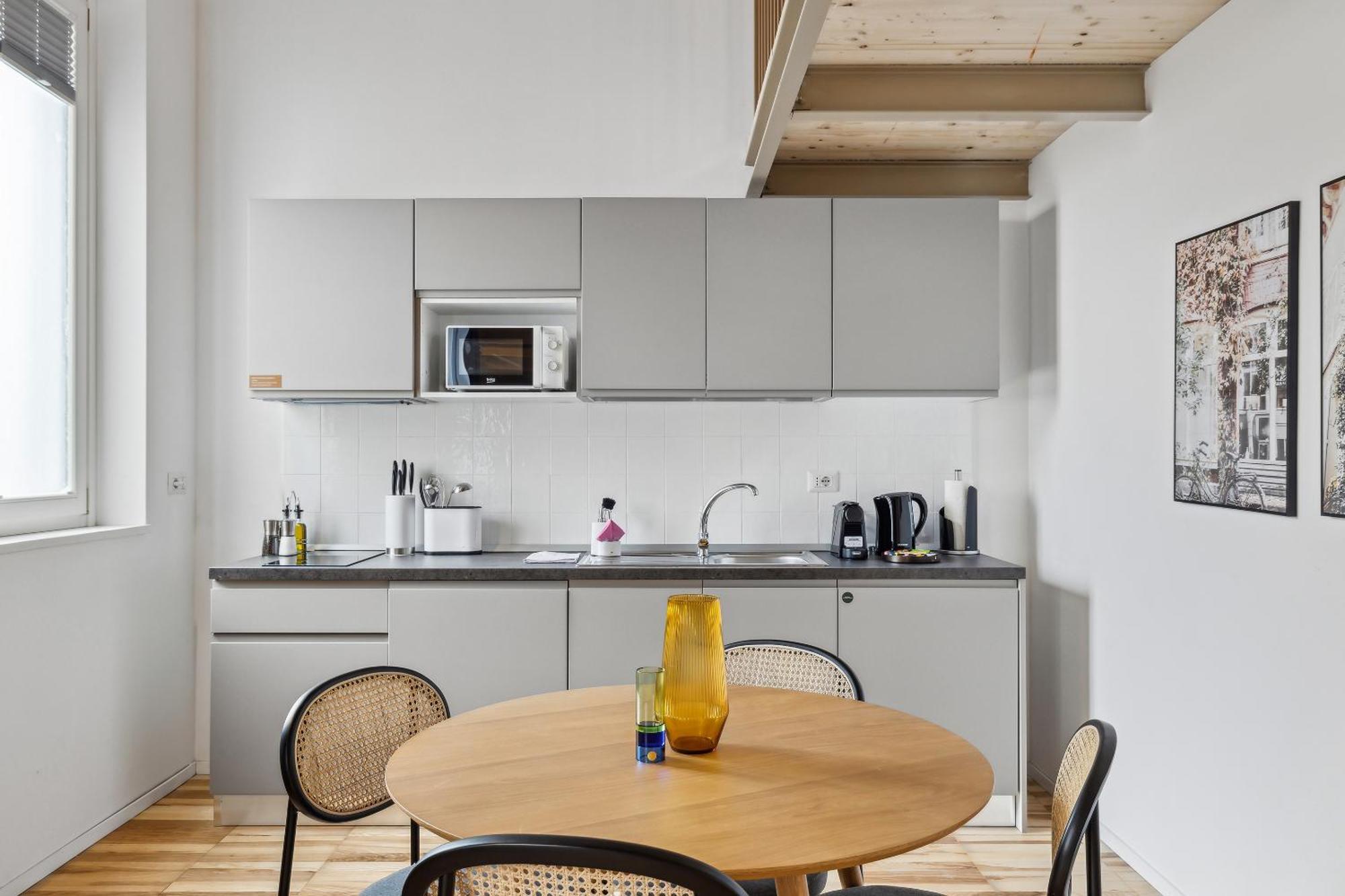 Limehome Rome Via Fortebraccio Bilik gambar